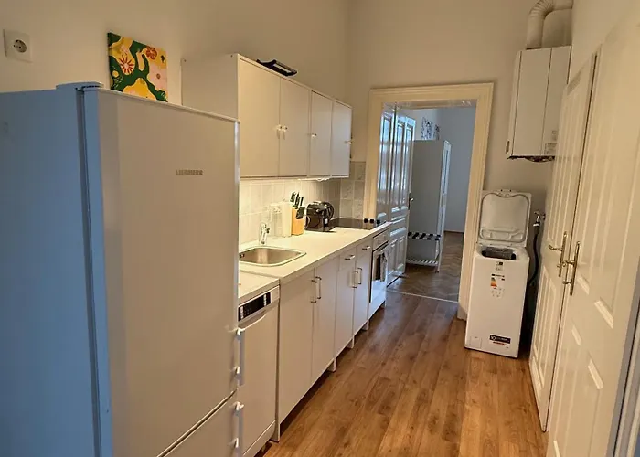 Modern, Zentral & Cosy Wohnen In Doebling, Dem Schoensten Wiens Відень